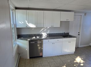 172 Park Ave FLOOR 2, Woonsocket, RI 02895