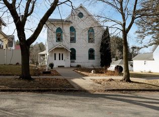 127 Pine St, Glenwood City, WI 54013