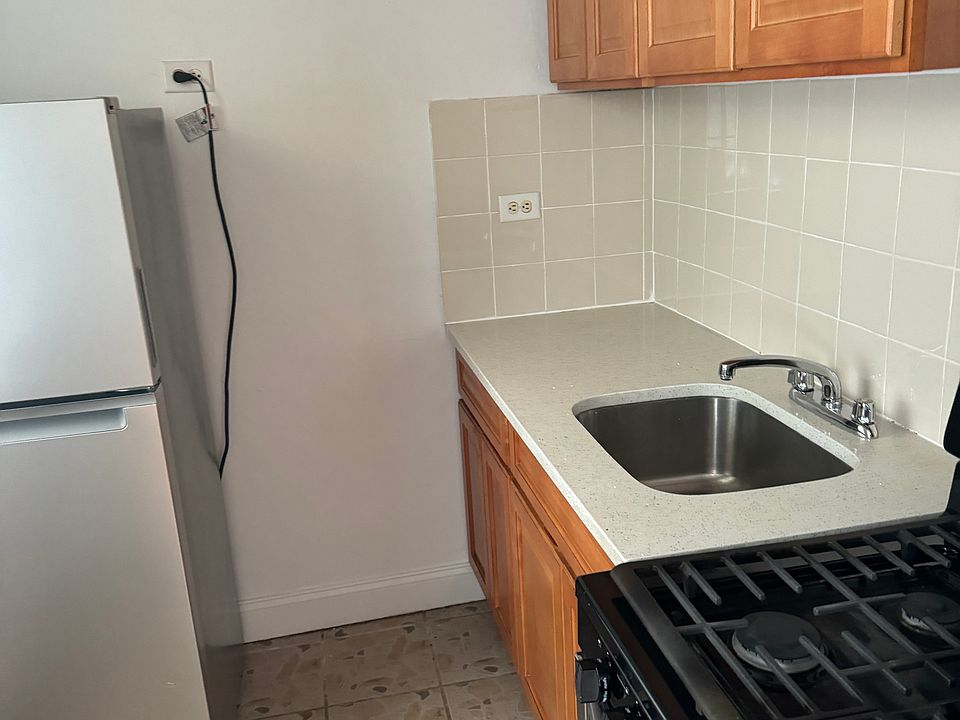 2nd image of 14220 41st Ave #1H