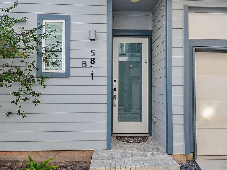 5811 Fairdale Ln #B — Photo 30