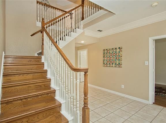 3rd image of 407 San Mateo Dr