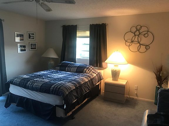 Queen bed
