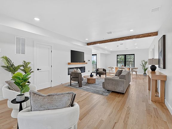 4th image of 64 Nelson St #1