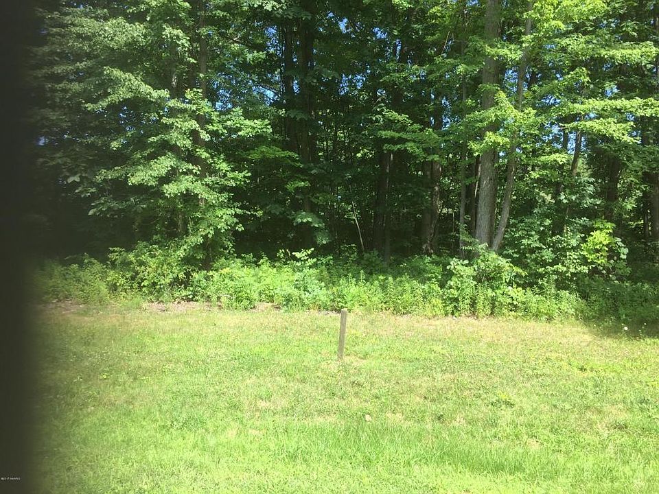1st image of 17644 Summerhill Ln