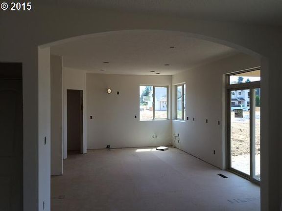 3rd image of 9010 NE 150th Ave