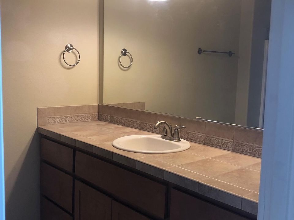 1st image of 8112 NE 35th Ave