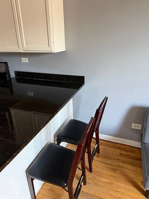 3 bed, 1200 sqft, $1,400 — Photo 3