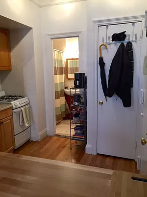 Rented by Pink Stone Realty LLC | media 9