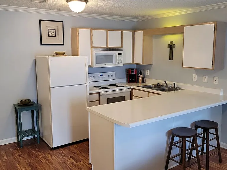 Arlington Apartments — Photo 49