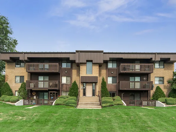 107 Caterpillar Dr APT 3D, Joliet, IL 60436