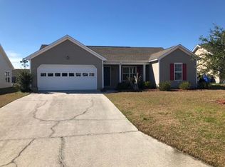 207 Red Carnation Dr, Holly Ridge, NC 28445