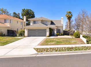 1569 Woodbury St, Redlands, CA 92374