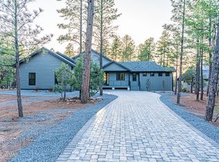 3951 Shaggy Bark Rd, Show Low, AZ 85901