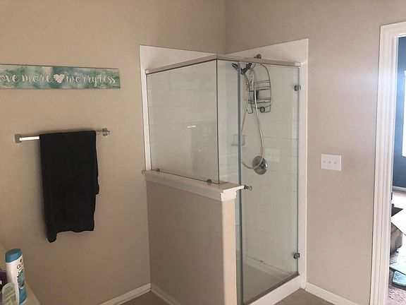 2nd image of 109 Kemah Dr