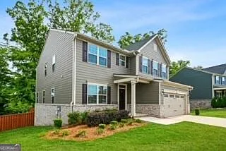 4 bed, 2.5 bath, 2824 sqft, $2,600 — Photo 4