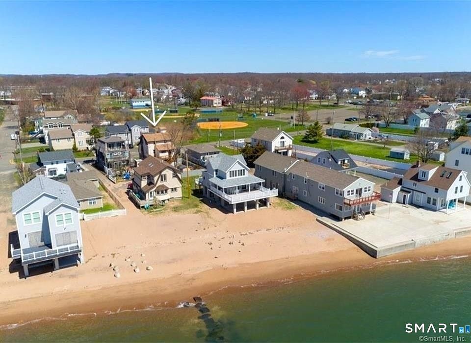 1st image of 216 Cosey Beach Avenue