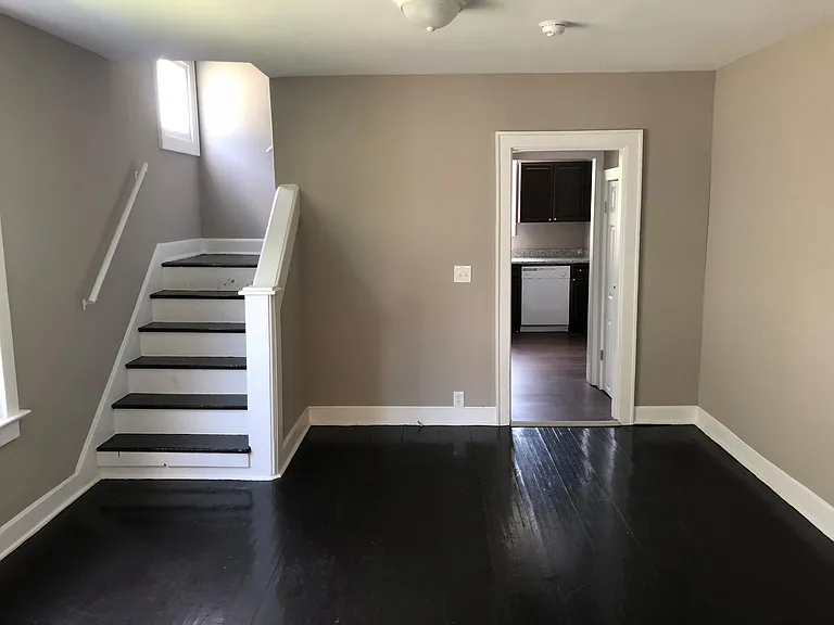 366 S Yale Ave #364 — Photo 5