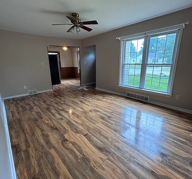 1167 Commonwealth Ave — Photo 3