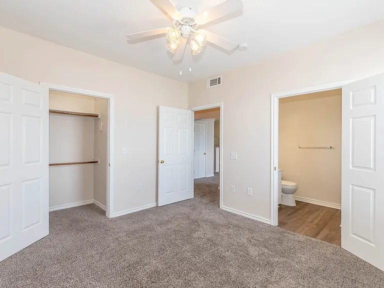 Amelia Parc Sr II — Photo 45