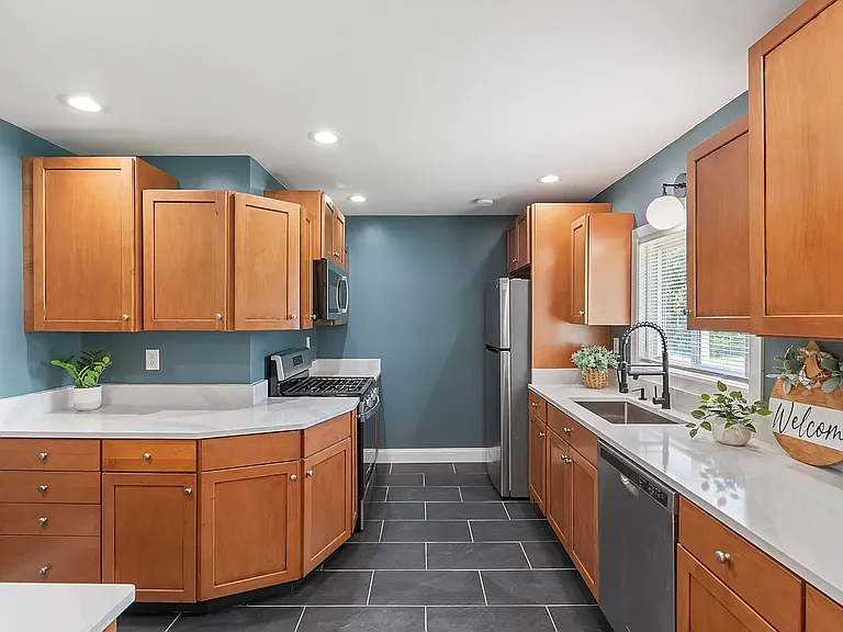 2050 Byron Dr — Photo 11