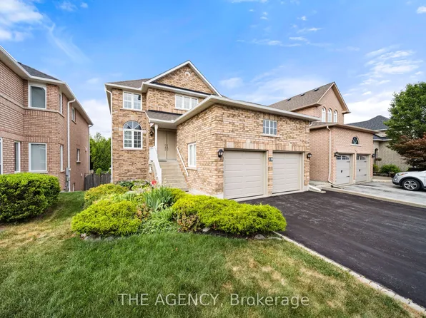 18 Wildflower Dr, Richmond Hill, ON L4E 3Y5