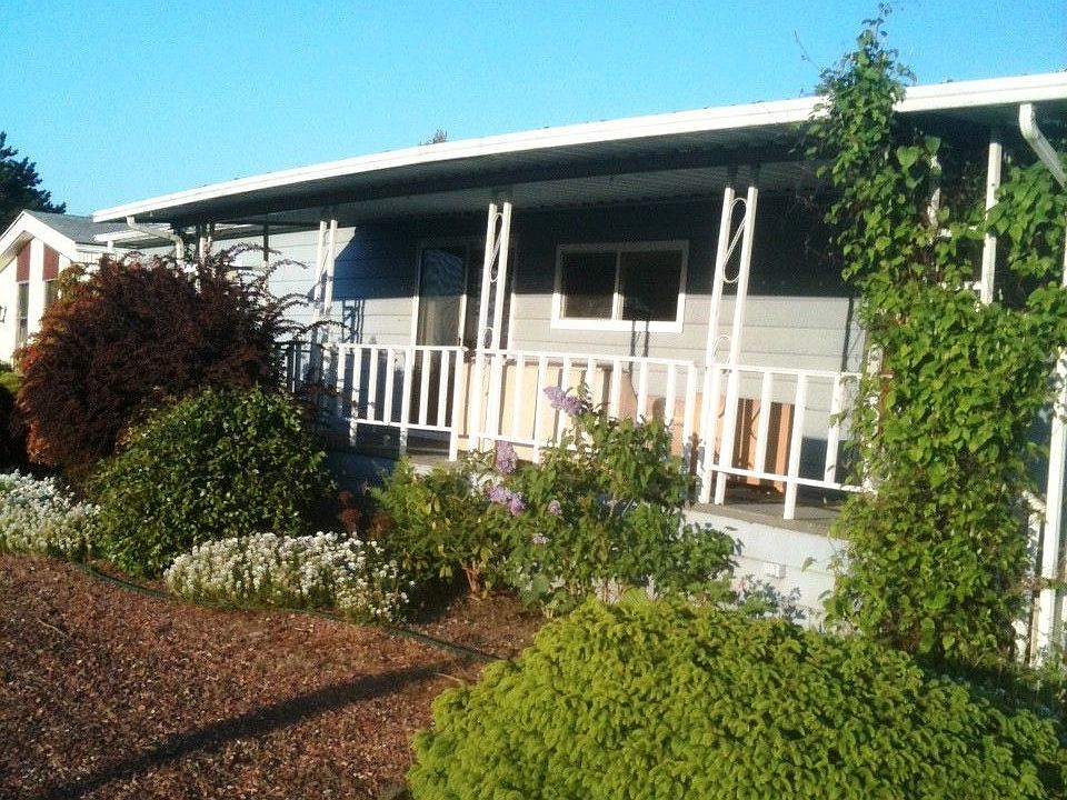 1st image of 1081 Mt Villa St