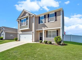 733 Liberty Walk Ln, Simpsonville, SC 29681