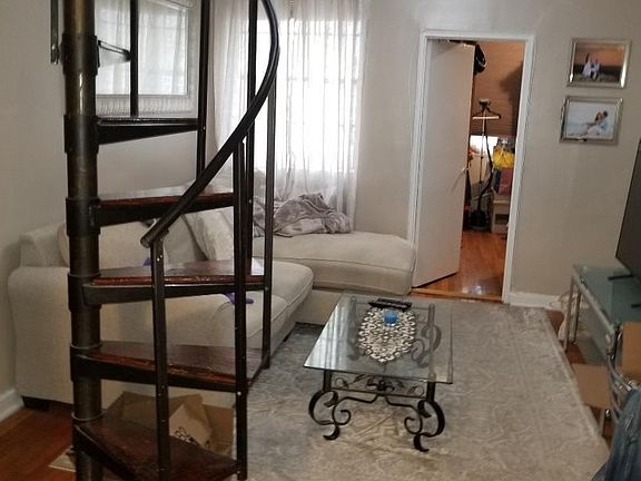 2nd image of 315 E 78th St APT 4A