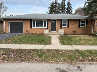 520 E High St, Morrison, IL 61270