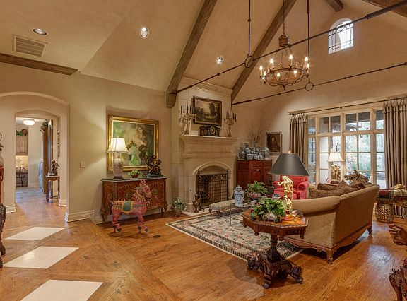 4th image of 1602 Coventry Park