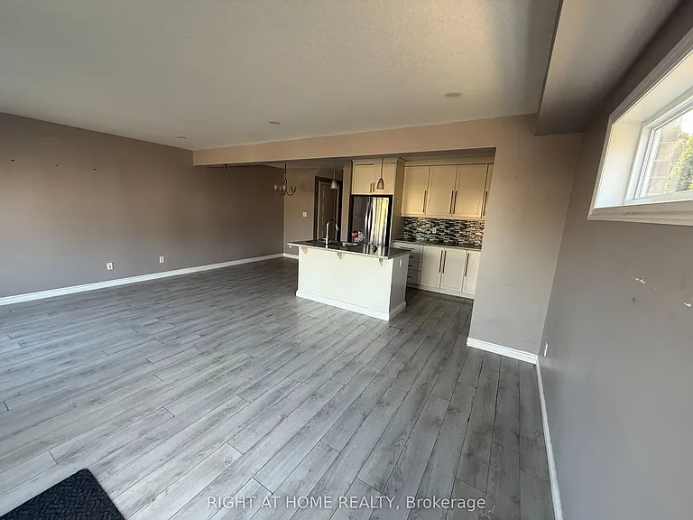 133 Templewood Dr — Photo 4