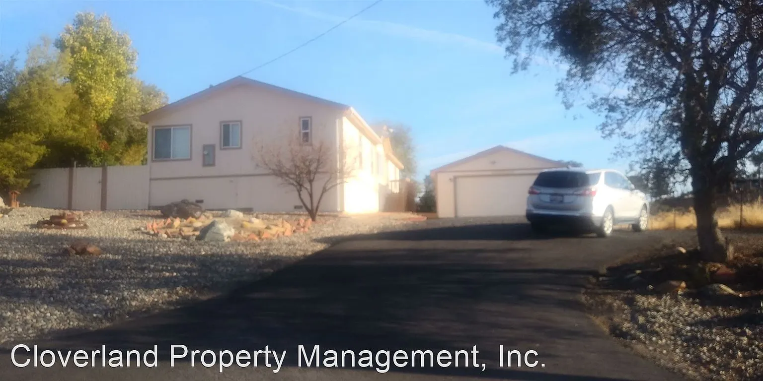 3445 Quail Hill Rd photo 1