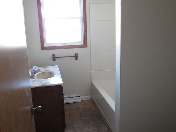 4th image of 1113 S Ijams St
