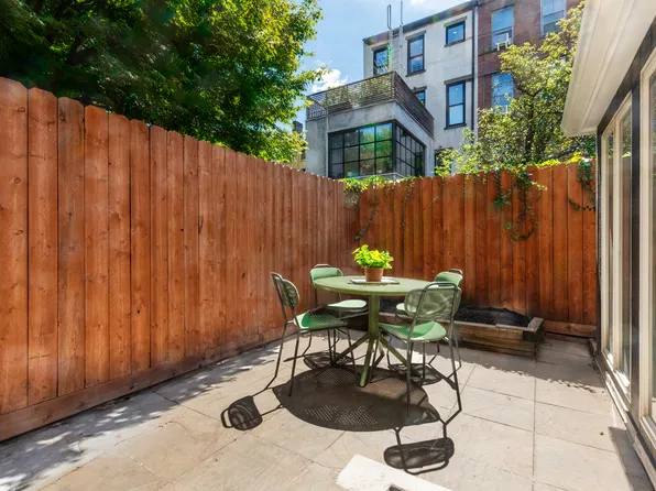 72 Verandah Place image 18 of 18