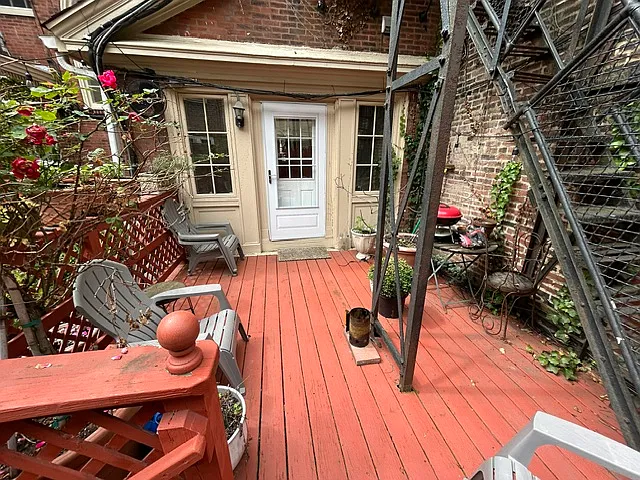 2131 Locust St #1W — Photo 12