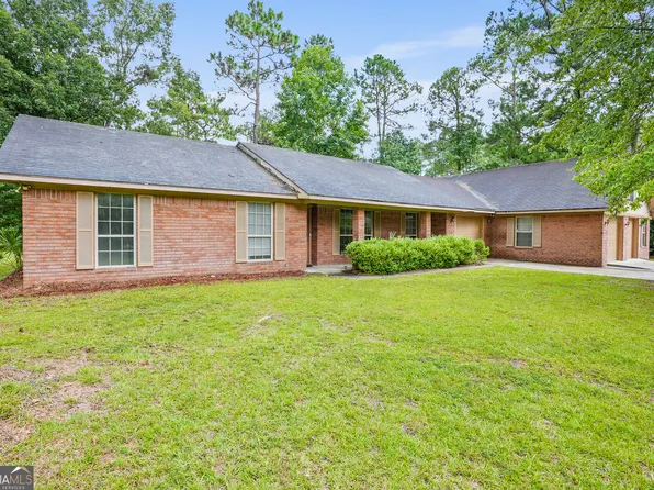 27 S Huntington Ct, Richmond Hill, GA 31324