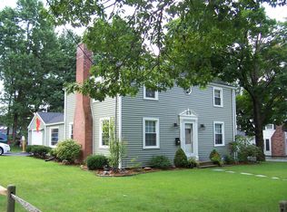 137 Oregon St, Springfield, MA 01118