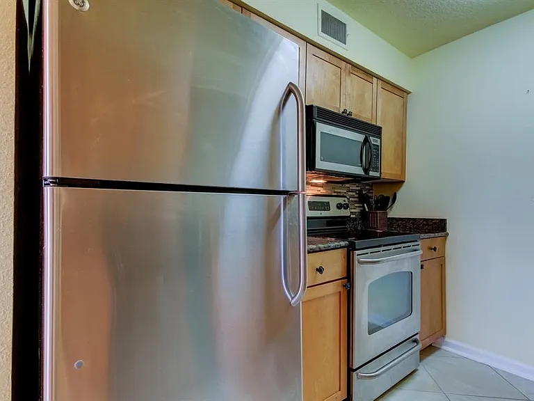 5092 Beach Dr SE #A — Photo 11