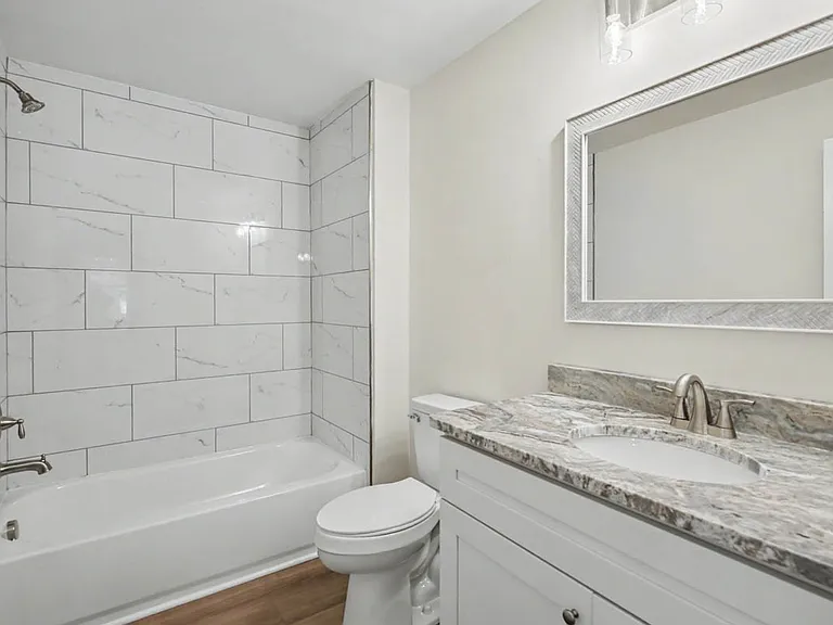 1221 Burlington Rd — Photo 23