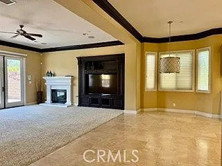 5 bed, 5.5 bath, 4900 sqft, $9,800 — Photo 4
