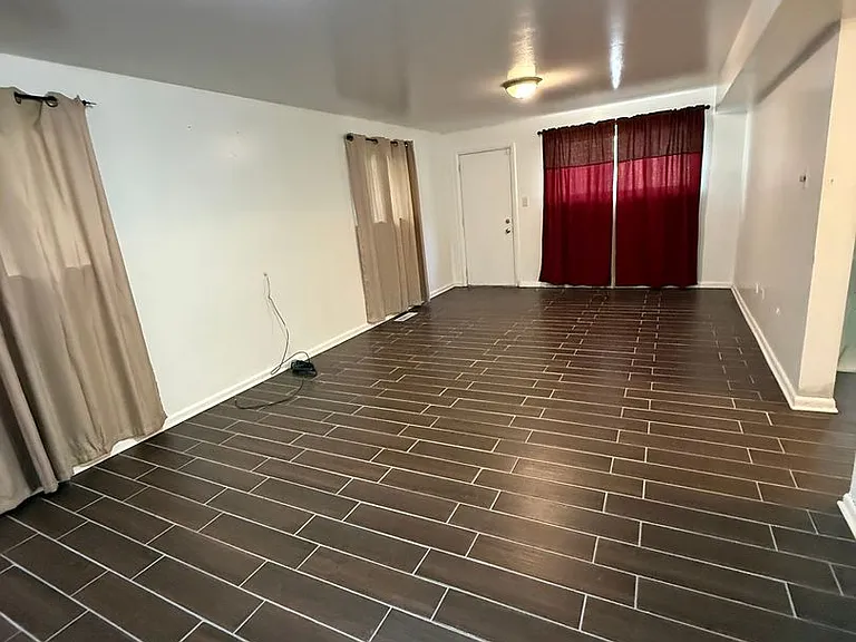 8520 Lakewood Ave — Photo 17