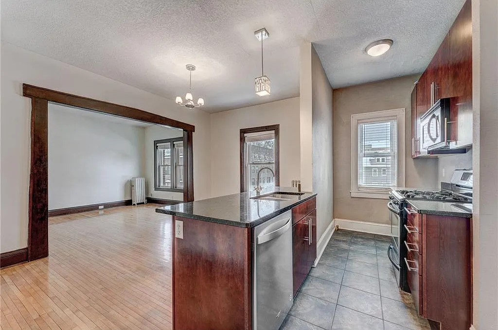 1 bed, 625 sqft, $1,295 — Photo 3
