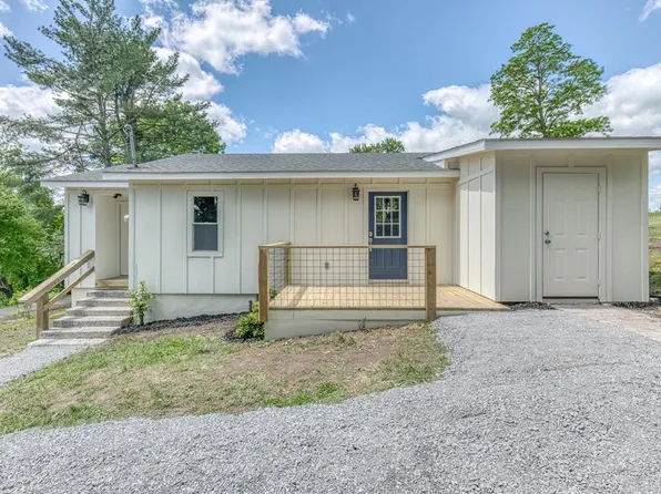 14457 Peaceful Ln, Bristol, VA 24202