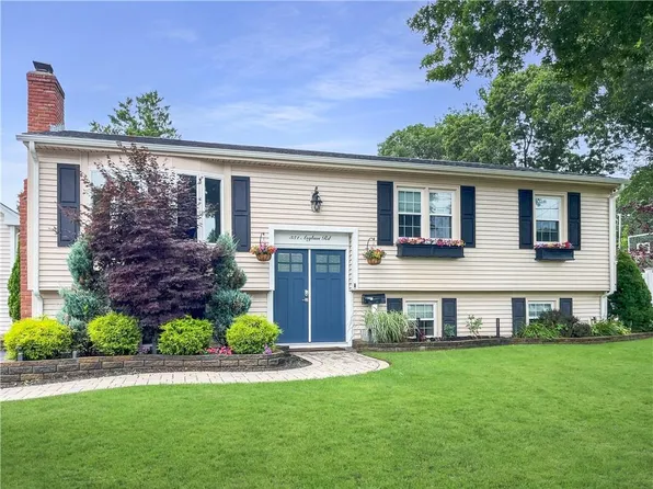 331 Asylum Rd, Warwick, RI 02886