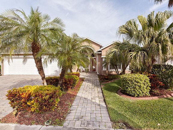 2nd image of 2077 Auburn Lakes Dr