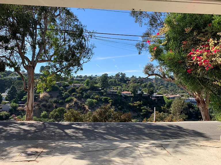 8966 Crescent Dr #8968 — Photo 6