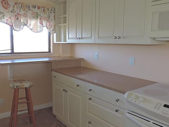 5th image of 363 Pinellas Bayway S APT 46