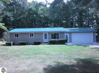 1656 Aspen Dr, Kalkaska, MI 49646