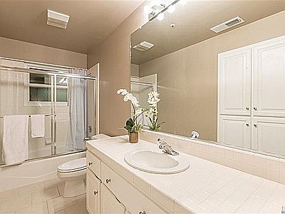 2nd image of 4037 Foxridge Way