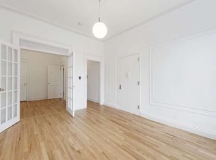 605 Vanderbilt Ave #1, Brooklyn, NY 11238